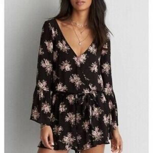 American Eagle Floral Print Faux Wrap Long Bell Sleeve Romper Black Pink Size M